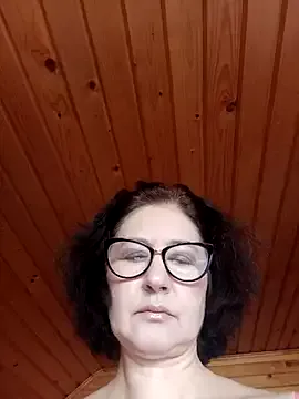 Vikimoon11 from StripChat