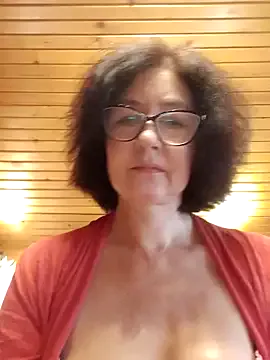 vikimoon11 from StripChat is Freechat