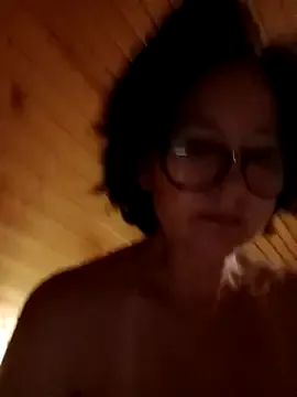 Vikimoon11 from StripChat