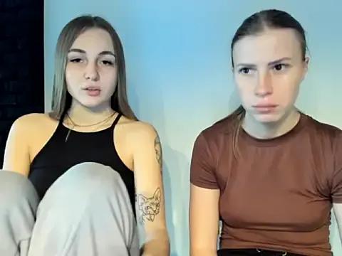 vikky_s1 from StripChat is Freechat