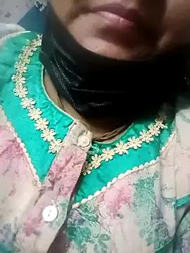 Villageanuty from StripChat is Freechat