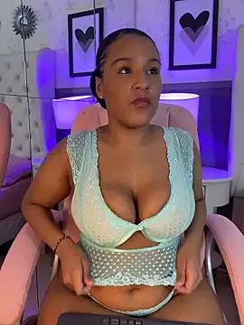 Villy_Elliot from StripChat is Freechat