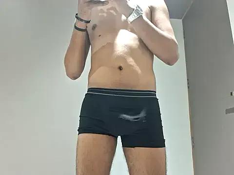 Vince-18 from StripChat is Freechat