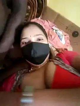vinitaaa from StripChat is Freechat