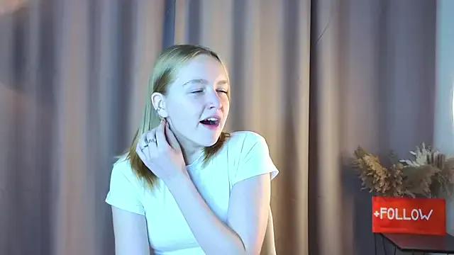 VinnieSerrano from StripChat