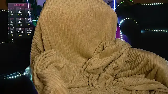 Viola_Becker from StripChat is Freechat