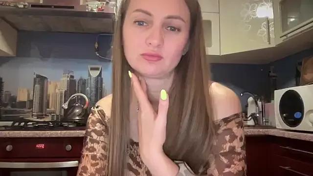 Viola_sweet from StripChat is Freechat