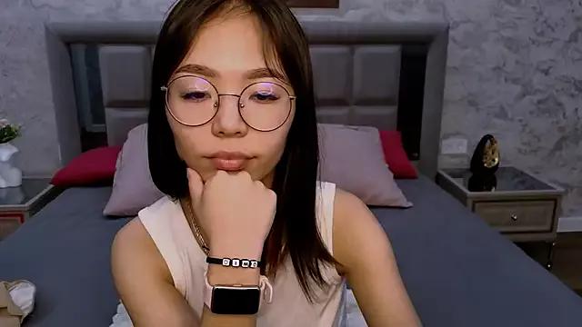 ViolaDaviss from StripChat is Freechat