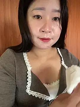 violet-00 from StripChat is Freechat