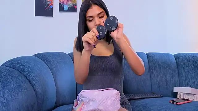 Violet_Jhonson from StripChat is Freechat