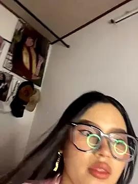 Violet_petite from StripChat is Freechat