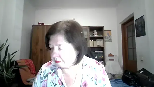 Violet_Pulse from StripChat is Freechat