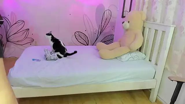 violeta_in from StripChat is Freechat