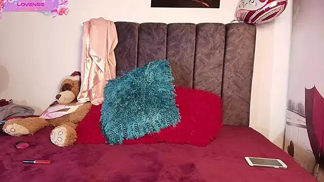violeta_monett717 from StripChat is Freechat