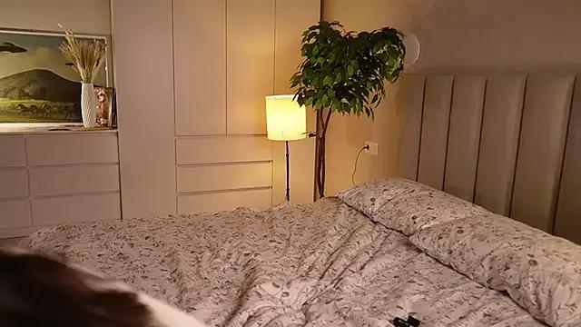 violetagreinn from StripChat is Freechat