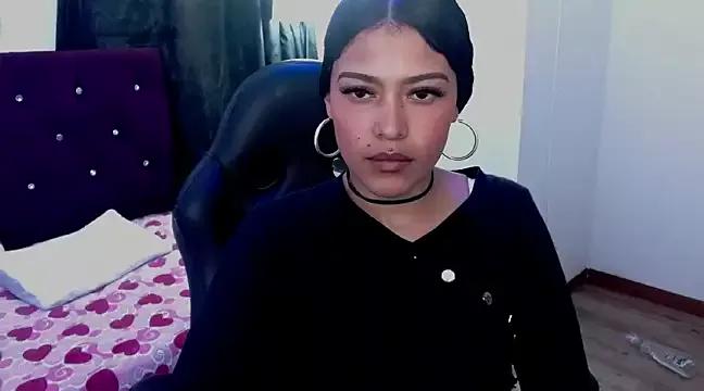 VioletAragon_ from StripChat is Freechat