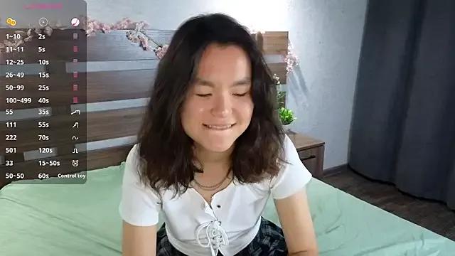 VioletBrewer from StripChat is Freechat