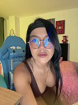 violetbunnyy1 from StripChat is Freechat