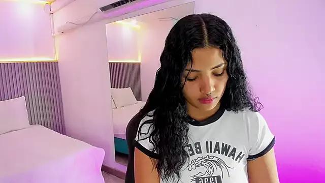 Violeth_Foxx from StripChat is Freechat