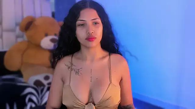 Violeth_Foxx from StripChat is Freechat