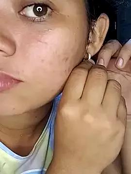 Violethroos from StripChat is Freechat