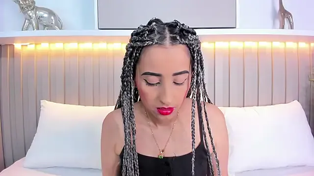 violett_rabbit_ from StripChat is Freechat