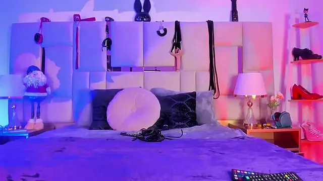 Violett_Sinclair from StripChat is Freechat