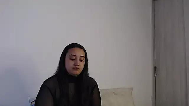Violett_Vixxxen from StripChat is Freechat