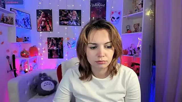 Try our streaming cams variety and talk on a personal level with our adorable girls streamers, showing off their bountiful shapes and dildos.