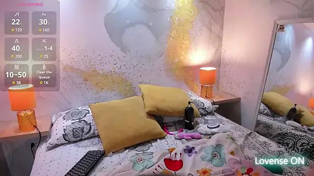ViolettRooss from StripChat is Freechat