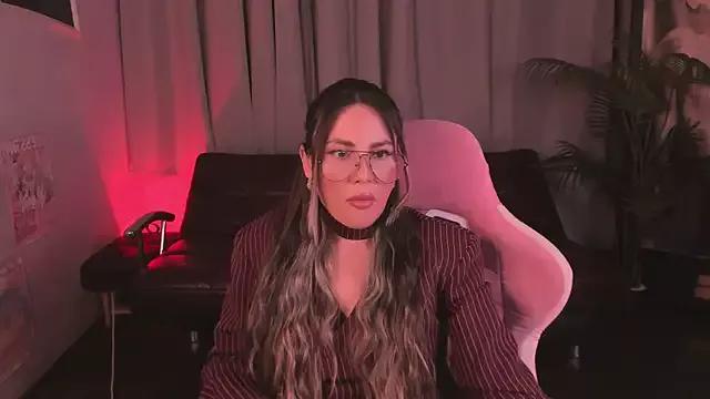 VivaBlaze from StripChat is Freechat