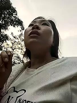 Vivi_cute from StripChat