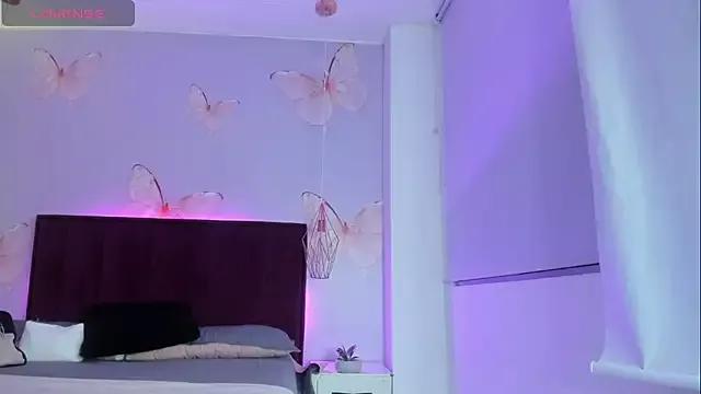 Vivi_prinncess from StripChat