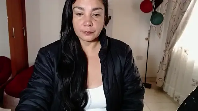 vivian-milf on StripChat 