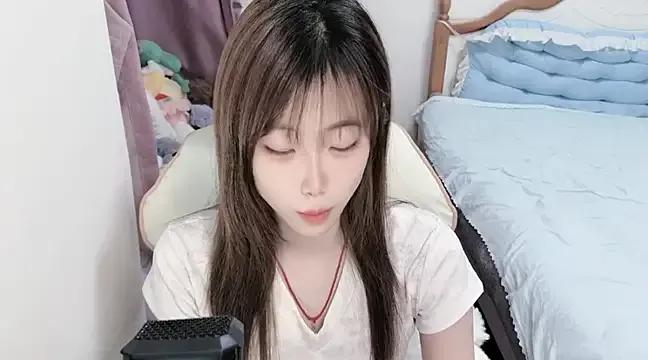 vivian-vv from StripChat