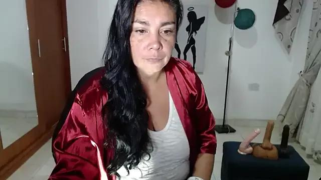 Vivian_milf_paint from StripChat