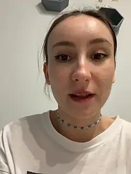 viviandaimond1 from StripChat