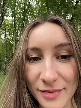 viviandaimond1 from StripChat