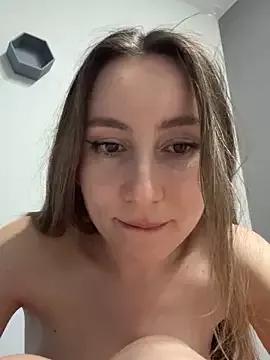 viviandaimond1 from StripChat