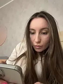 viviandaimond1 from StripChat