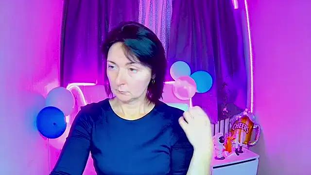 VivianGuchih from StripChat