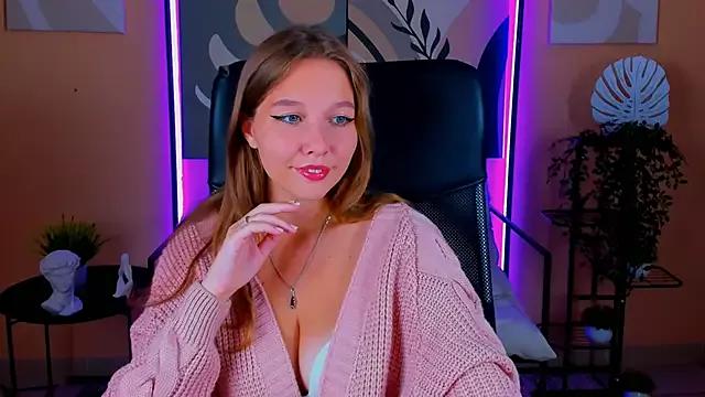 VivianGutierrez from StripChat is Freechat