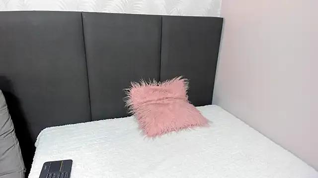 VivianSantana1 from StripChat is Freechat