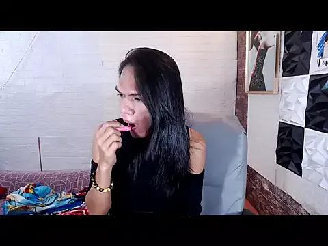 Vividly_lili from StripChat