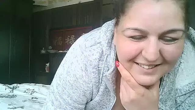 Vivien1234-secret from StripChat