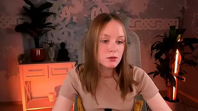 VivienLeeigh from StripChat