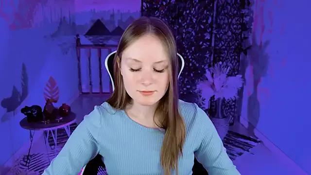 VivienLeeigh from StripChat
