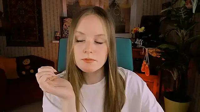VivienLeeigh from StripChat