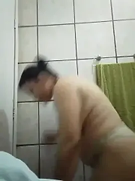 viviksmel on StripChat 