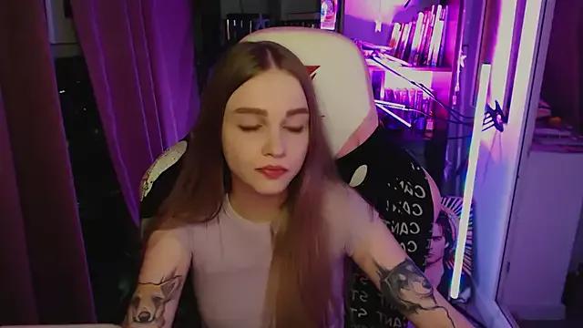 VladilenaMilise from StripChat is Freechat